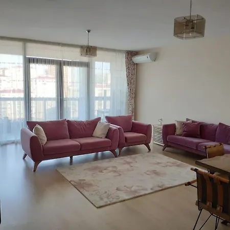 Spacious Flat With Sea View In The Centre Apartment Trabzon